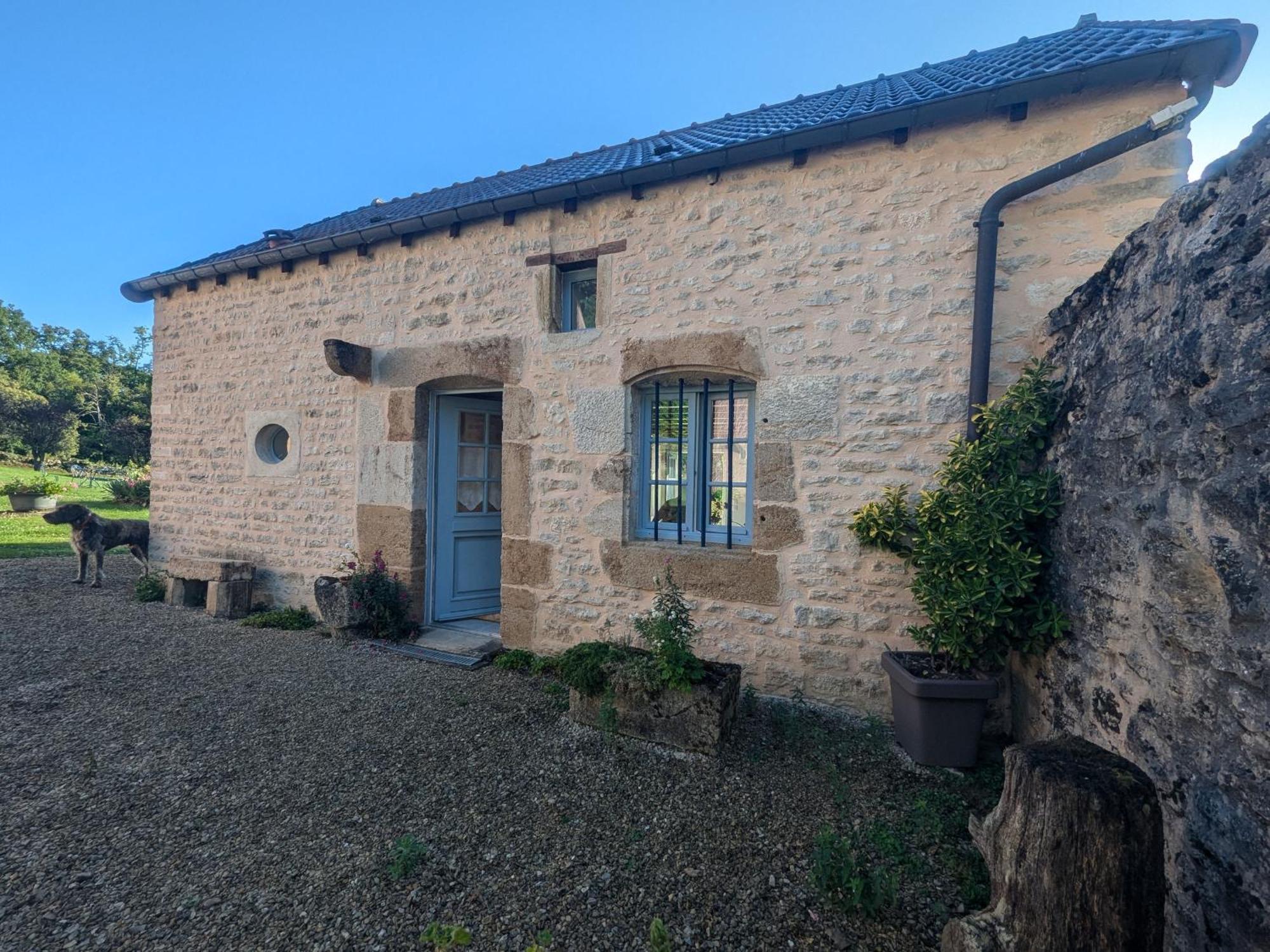 Maison Charmante A Langres Avec Wi-Fi Et Parking - Fr-1-611-43 외부 사진